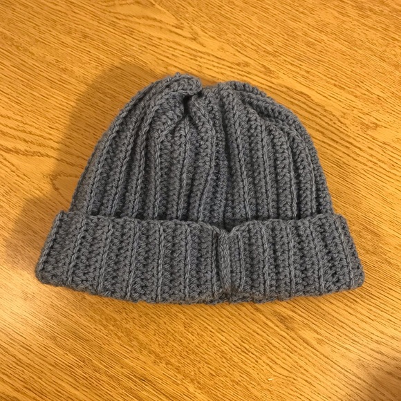 HANDMADE CROCHET BLUE BEANIE - Picture 2 of 3